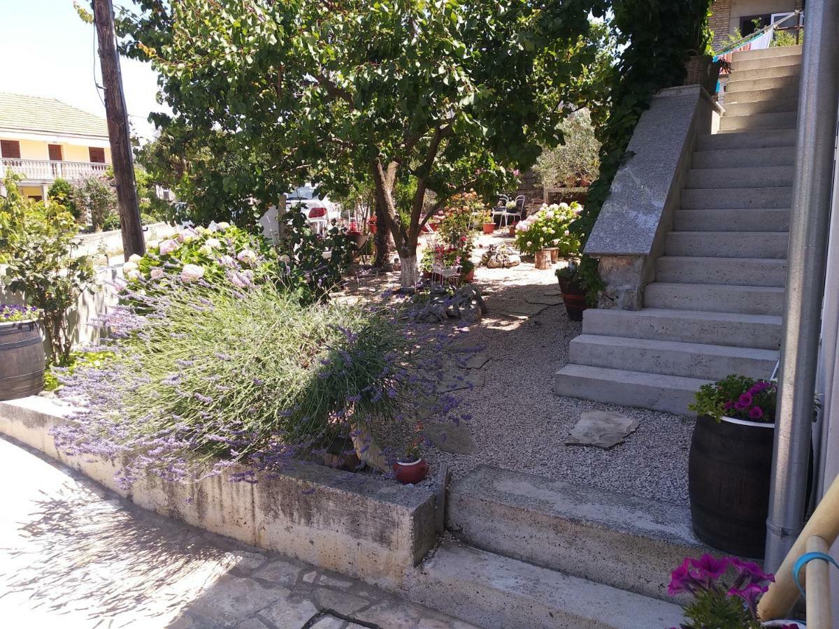 Apartment Ban Šibenik Buitenkant foto